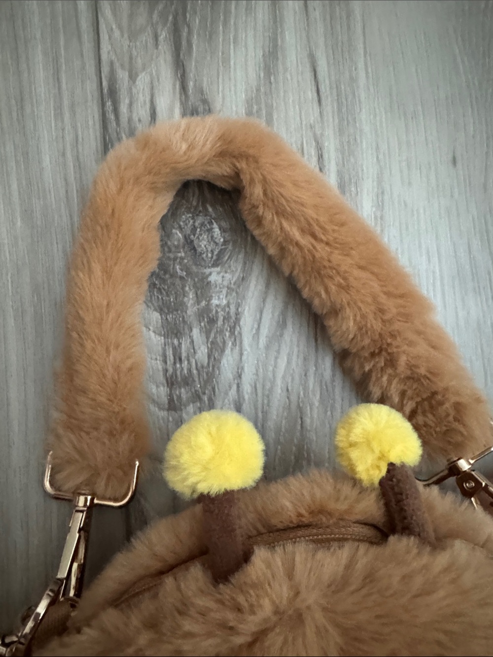 Crybaby Crying Again series Big Head bag - I'll bring you flower - Picture 4 of 6